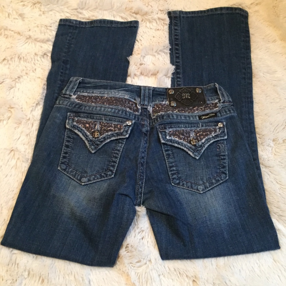 MISS ME JE5002E40R Easy Boot Flaps Distressed Jean